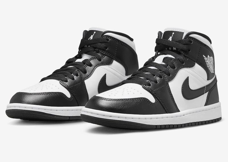 WMNS Jordan 1 Mid &#39;Panda&#39; Size 10