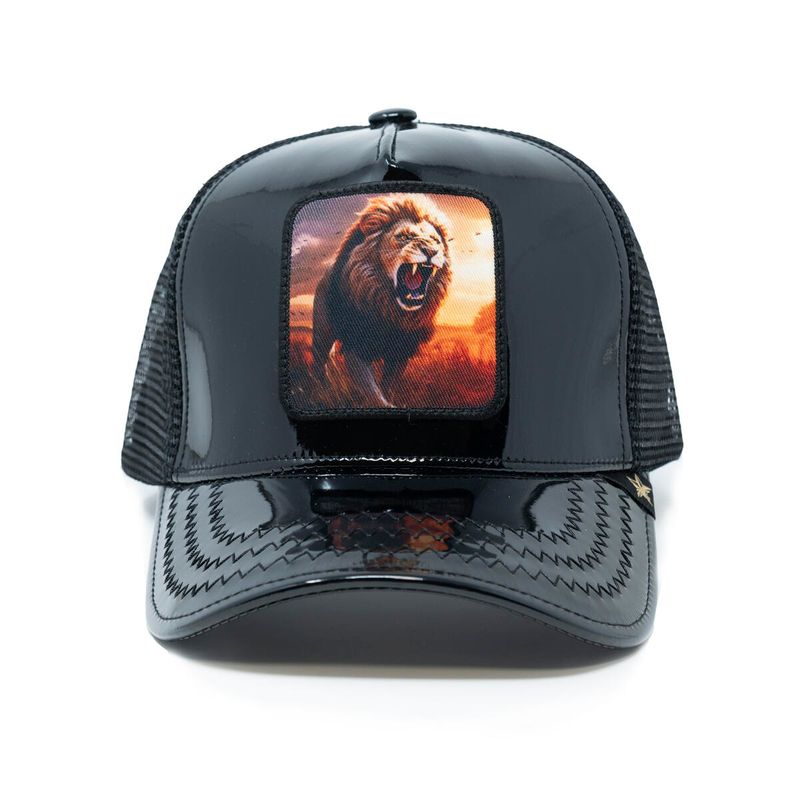 Gold Star Lion Black