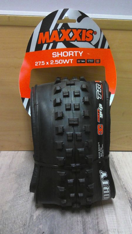Maxxis Shorty Tire - 27.5 x 2.5, Tubeless, Folding, Black, 3C, DoubleDown, Wide Trail