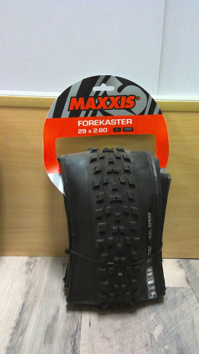 Maxxis Forekaster Tire - 29 x 2.6, Tubeless, Folding, Black, Dual Compound, EXO, Wide Trail