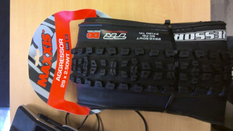 MAXXIS AGGRESSOR 29x2.5WT