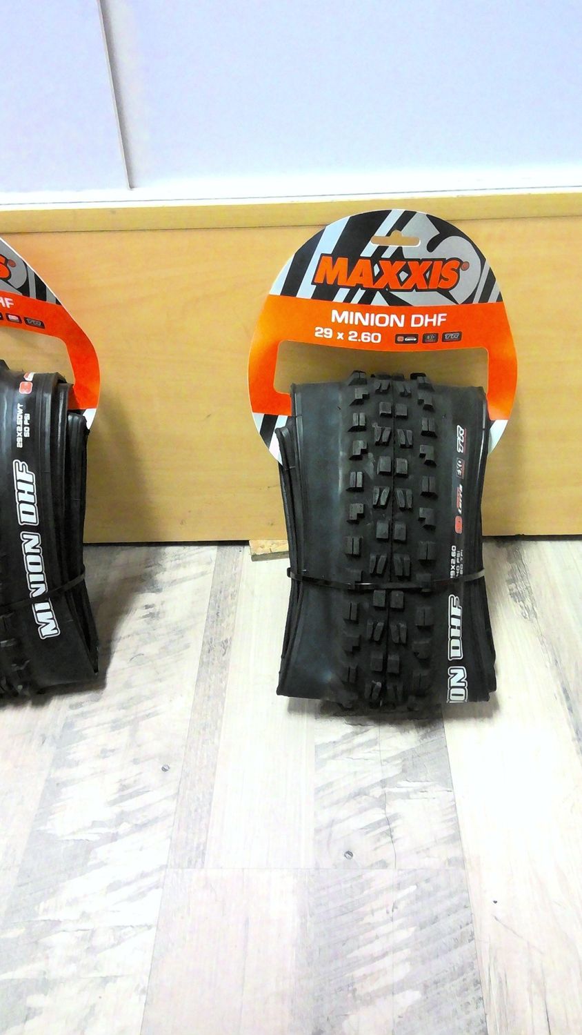 Maxxis, Minion DHF, Tire, 29&#39;&#39;x2.60, Folding, Tubeless Ready, 3C Maxx Terra, EXO, Wide Trail, 120TPI, Black