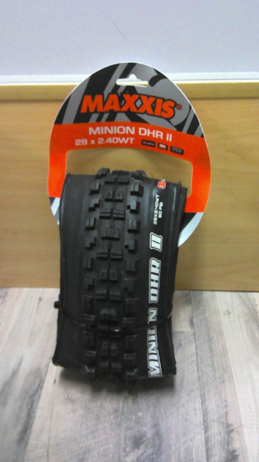 Maxxis, Minion DHR2, Tire, 29&#39;&#39;x2.40, Folding, Tubeless Ready, 3C Maxx Terra, EXO+, Wide Trail, Black
