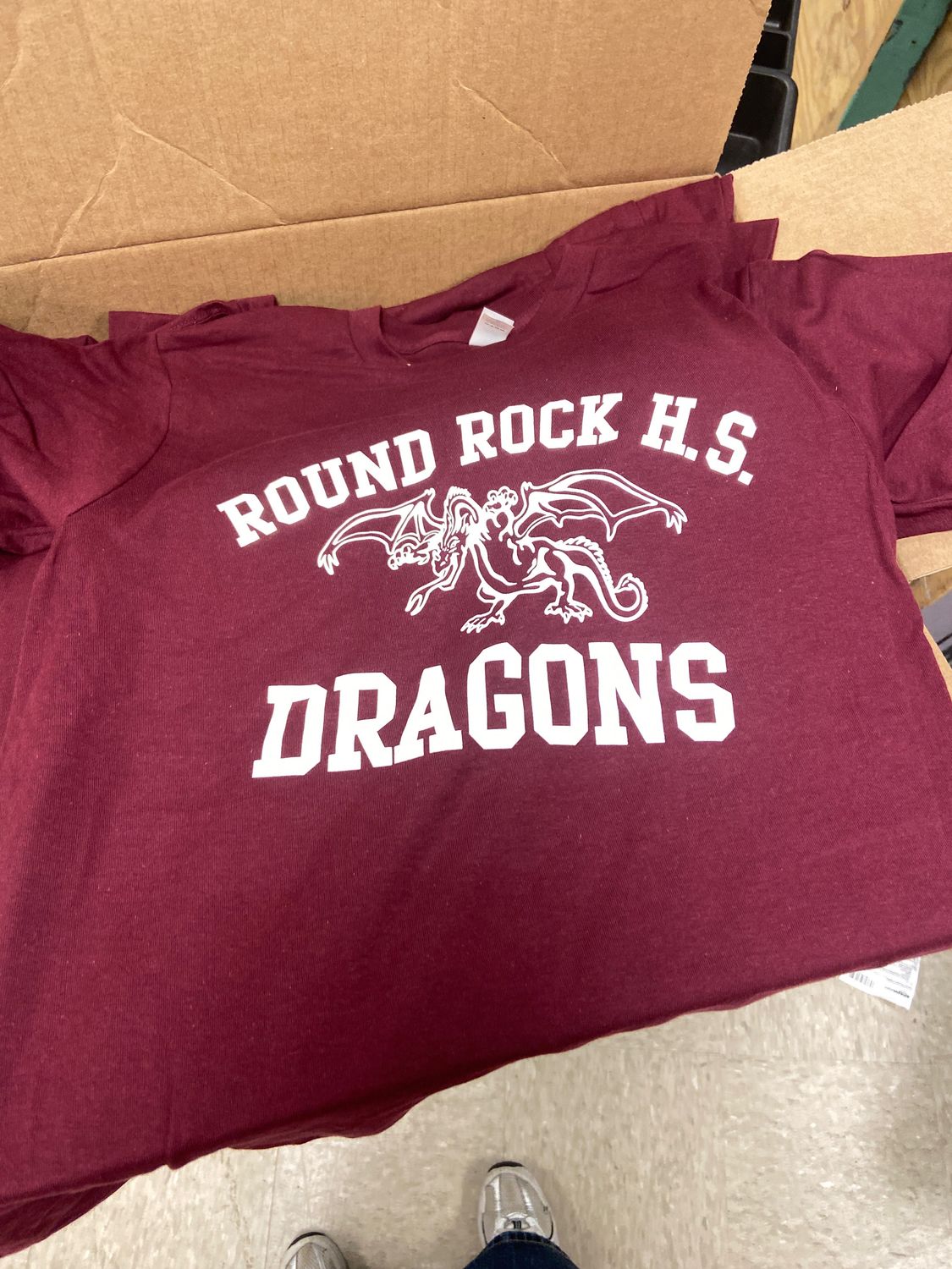 Round Rock HS Dragons' T-Shirt , Size: XS 1011