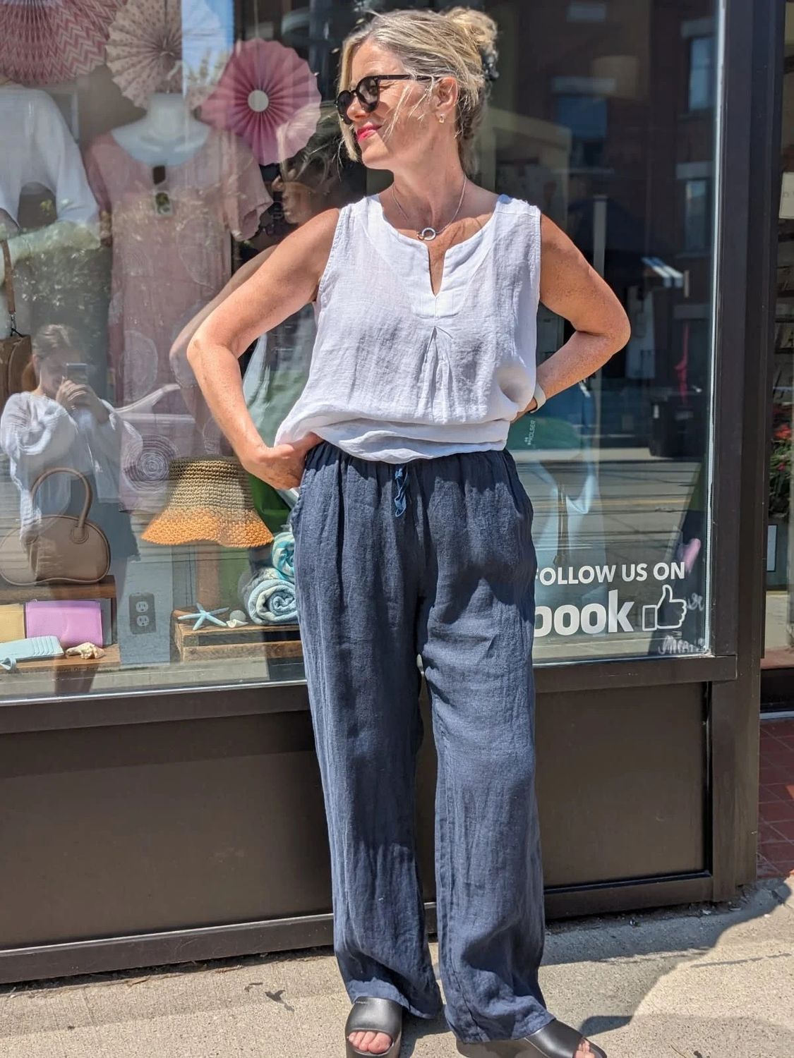 M-ITALY Linen Pants w/ Tie Waist, Size: XS, Color: Navy