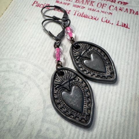 HOT ROCKS Sentimental Romance Earrings, Size: O/S