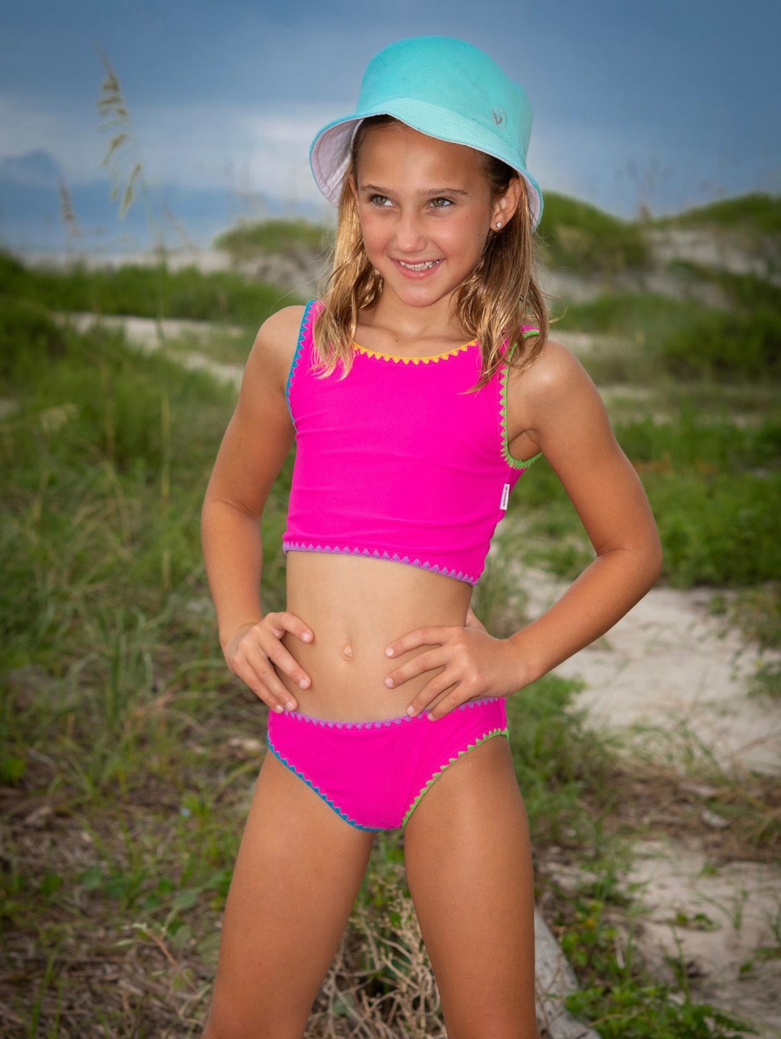aasiya bikini w rainbow