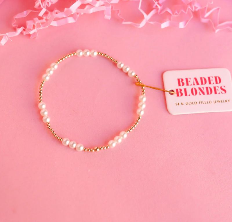 ILY pearl bracelet- gold