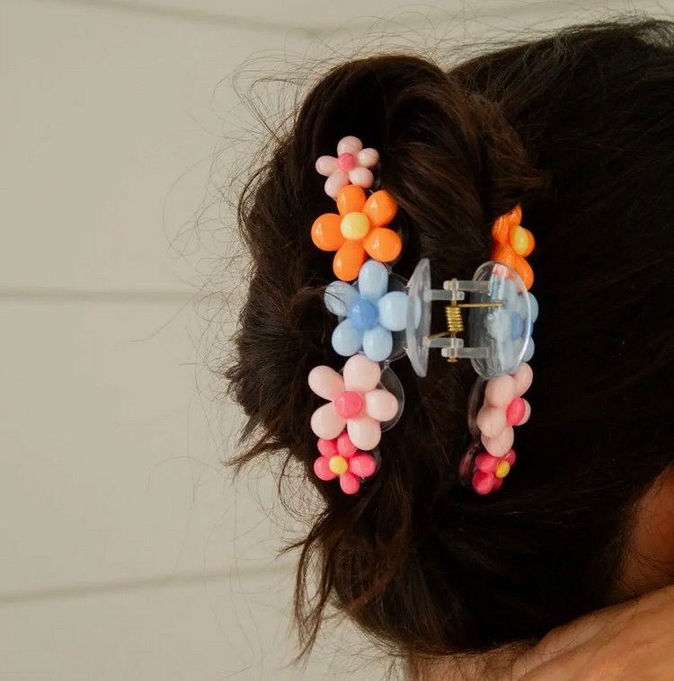 blooming blossom claw clip