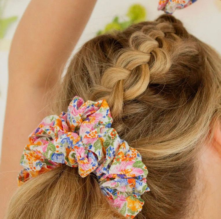 full bloom jumbo scrunchie