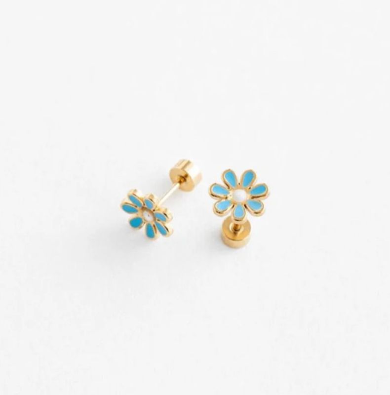 blue daisy studs