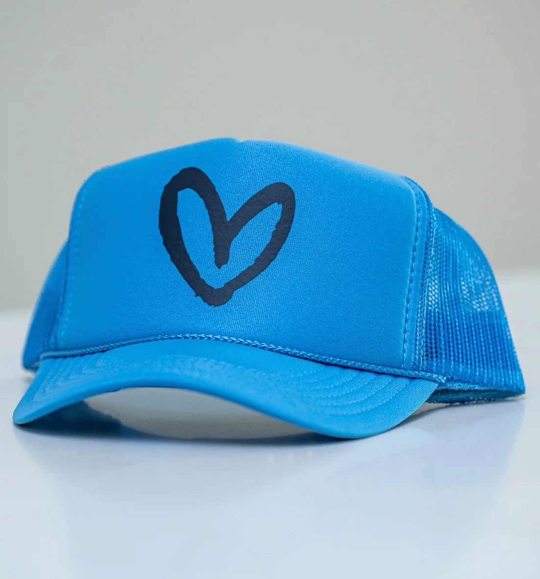 imperfect heart hat, Color: baby blue/navy