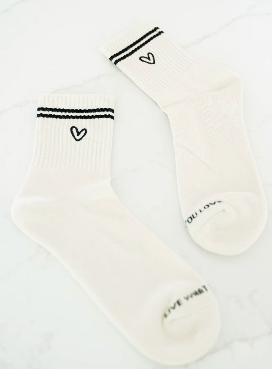 shortie socks heart, Color: black