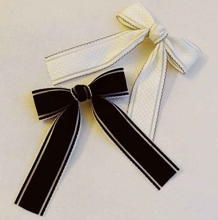 scallop edges bow set- black/white