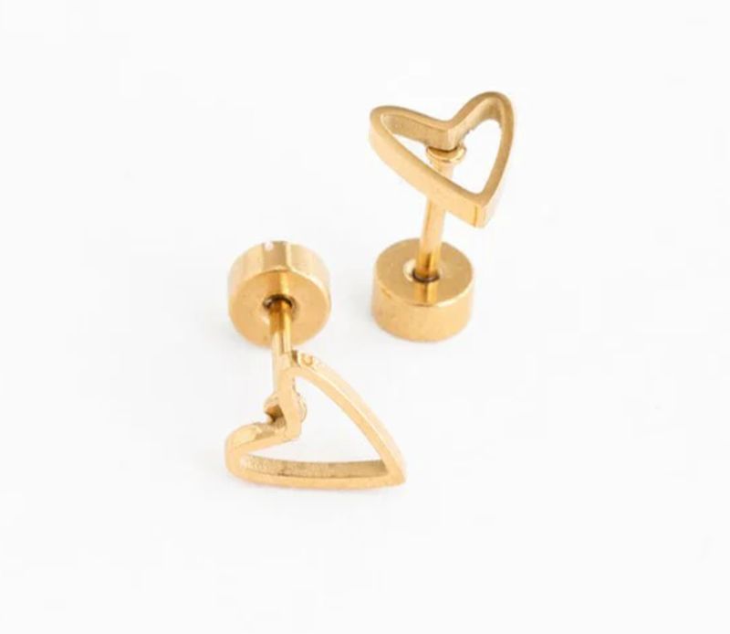 open heart studs