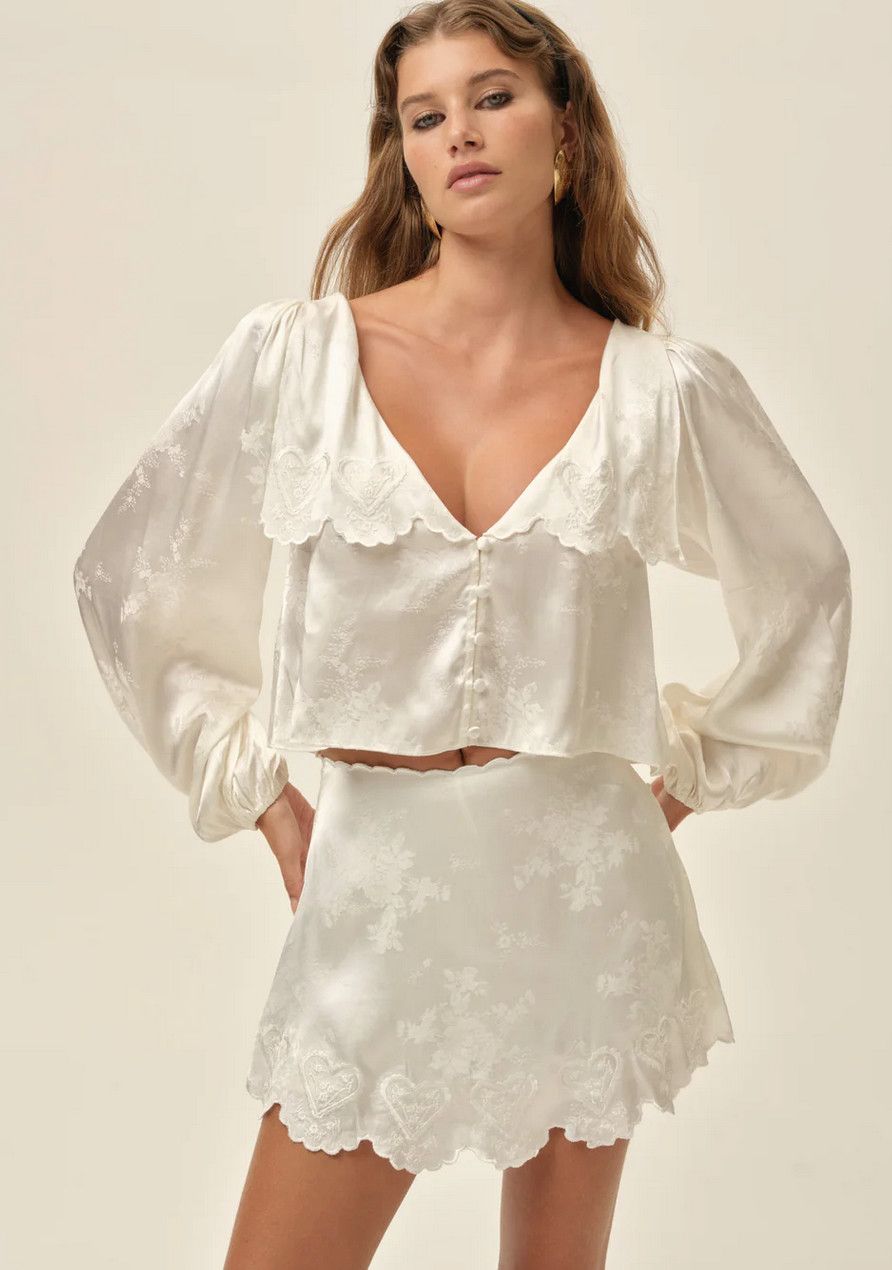 locked hearts skort- white