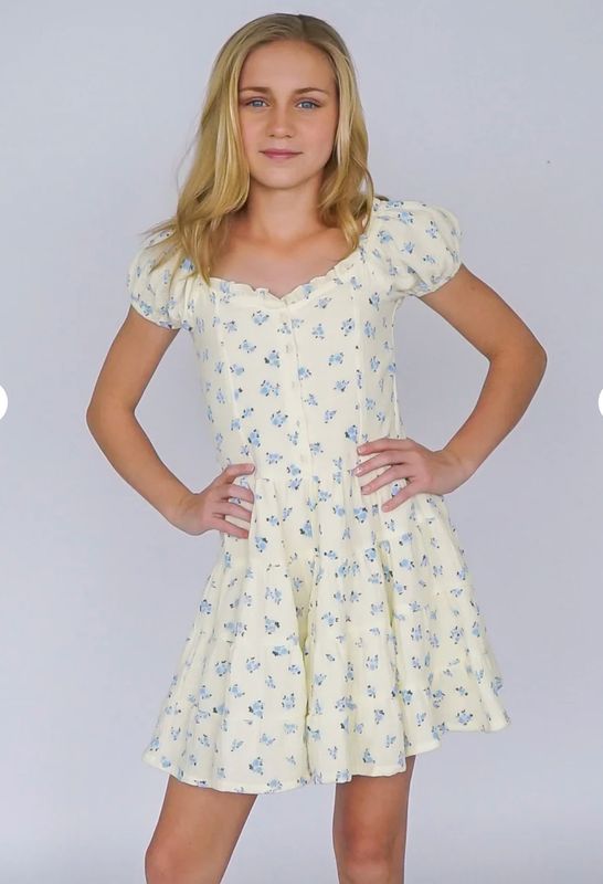 puff sleeve floral dress