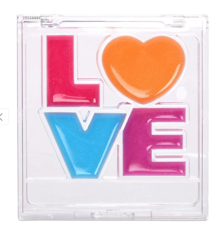love lip gloss compact