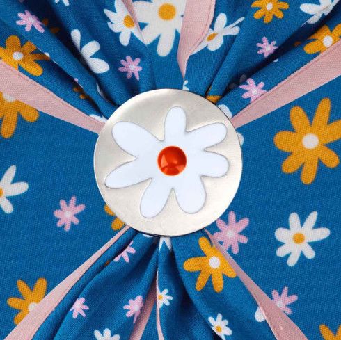 Daisy Scarf Slide