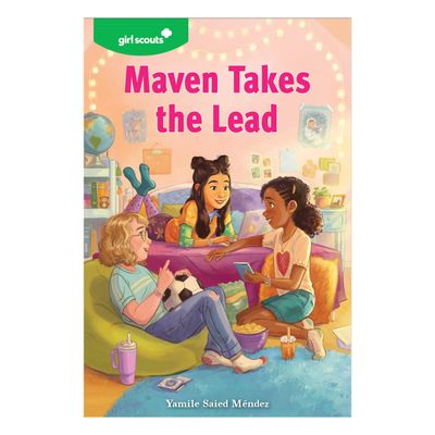 Maven Takes the Lead - A Girl Scout Novel