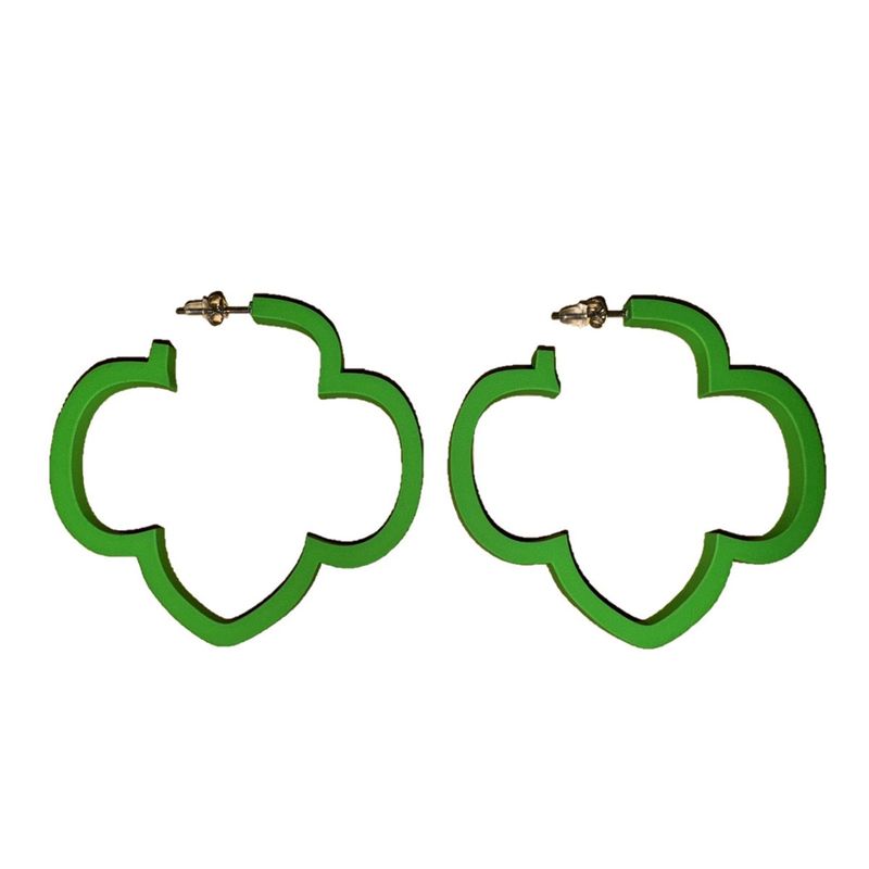 Trefoil Plastic Hoop Earrings