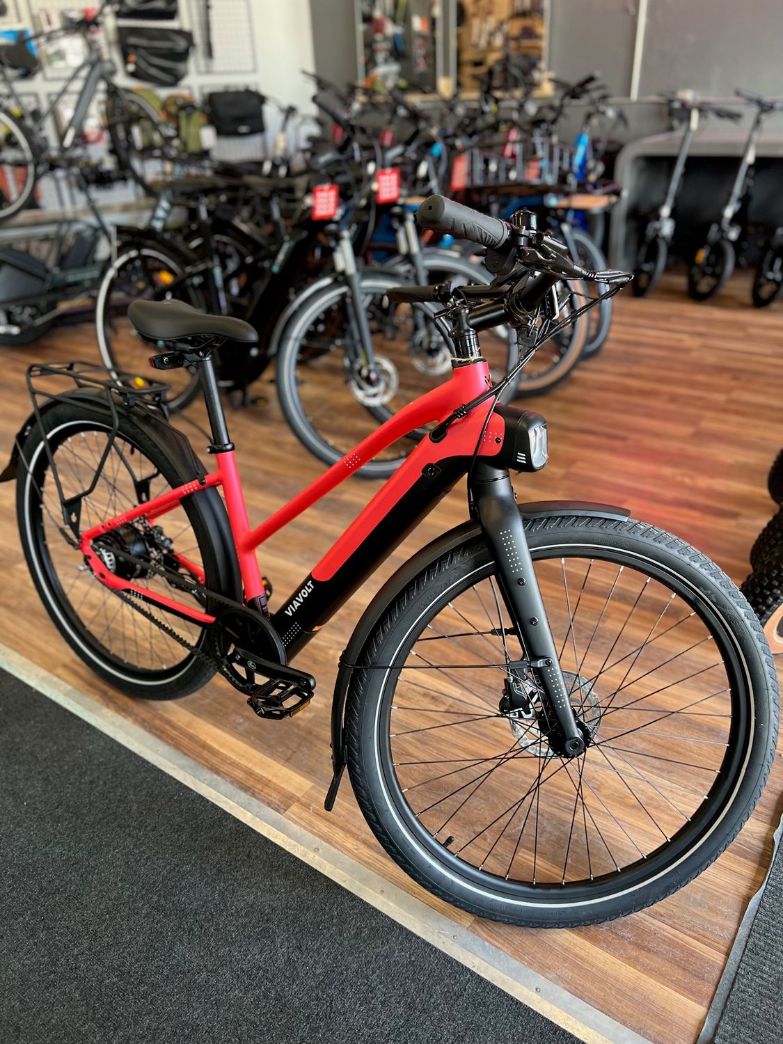 Vvolt alpha 2 reef S/M w/ rack &amp; fenders