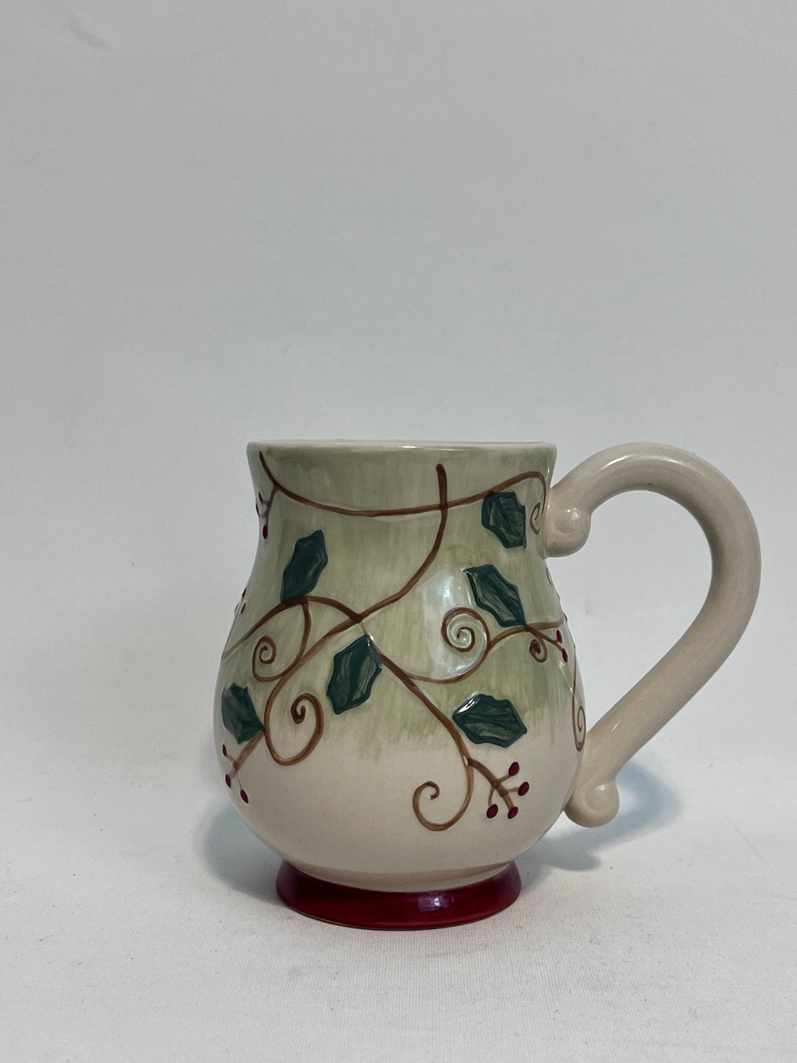 PEPPERBERRY MUG 5"