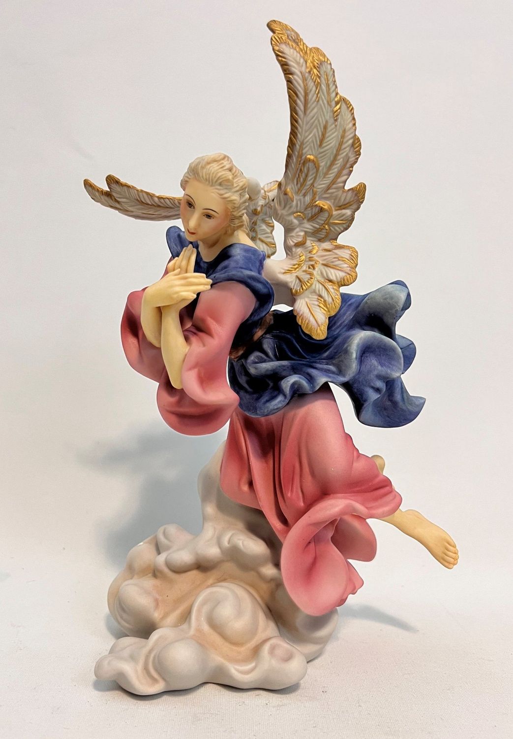VATICAN NATIVITY  ANGEL