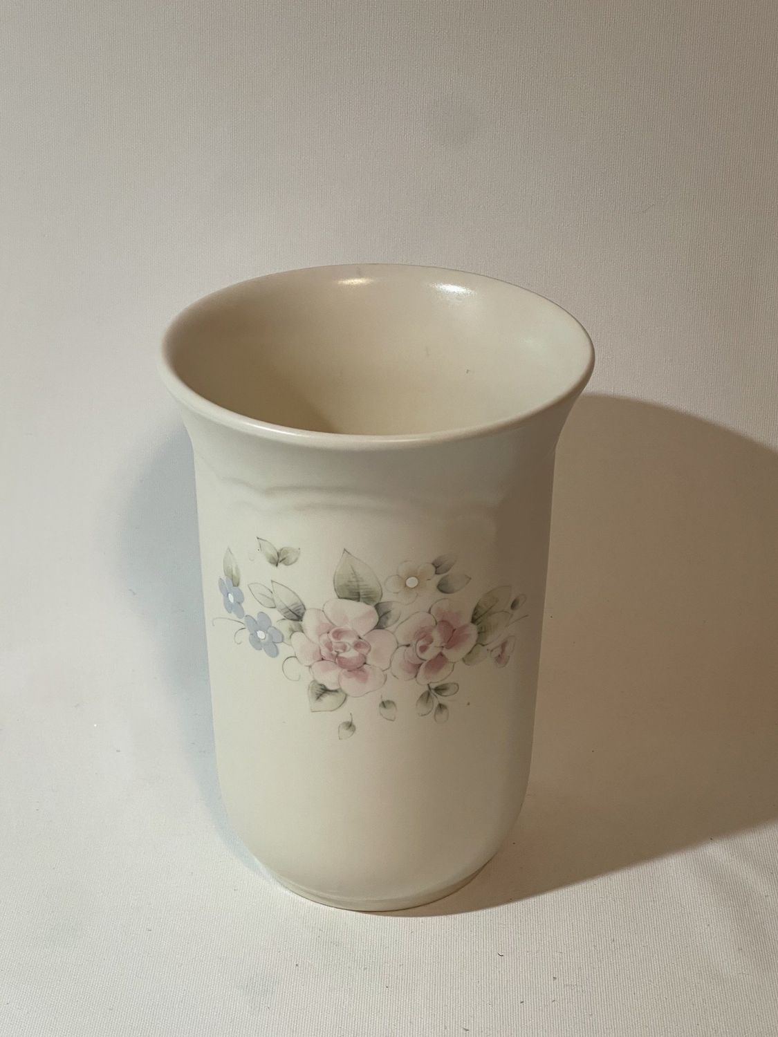 TEA ROSE UTENSIL HOLDER