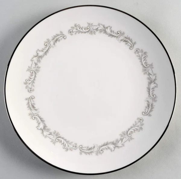 MARQUIS DINNER PLATE 10 5/8"