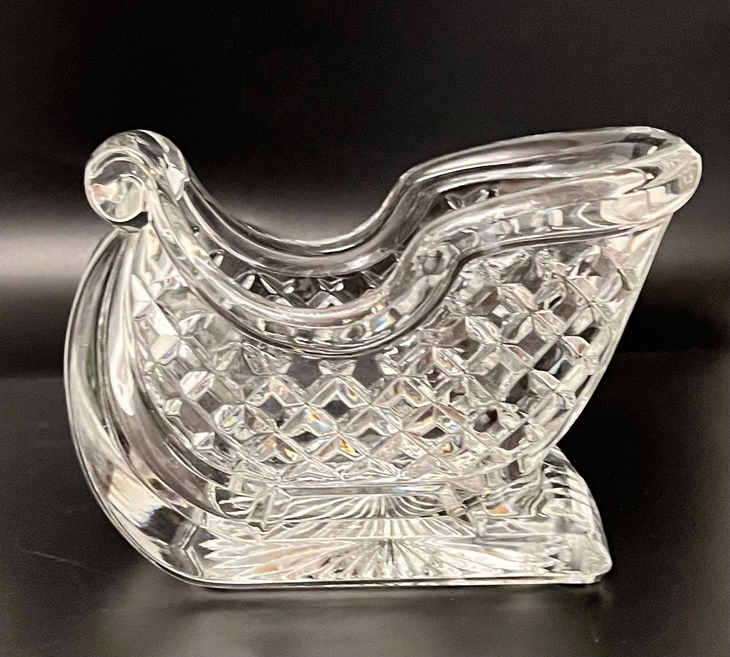 CRYSTAL SLEIGH CANDY DISH