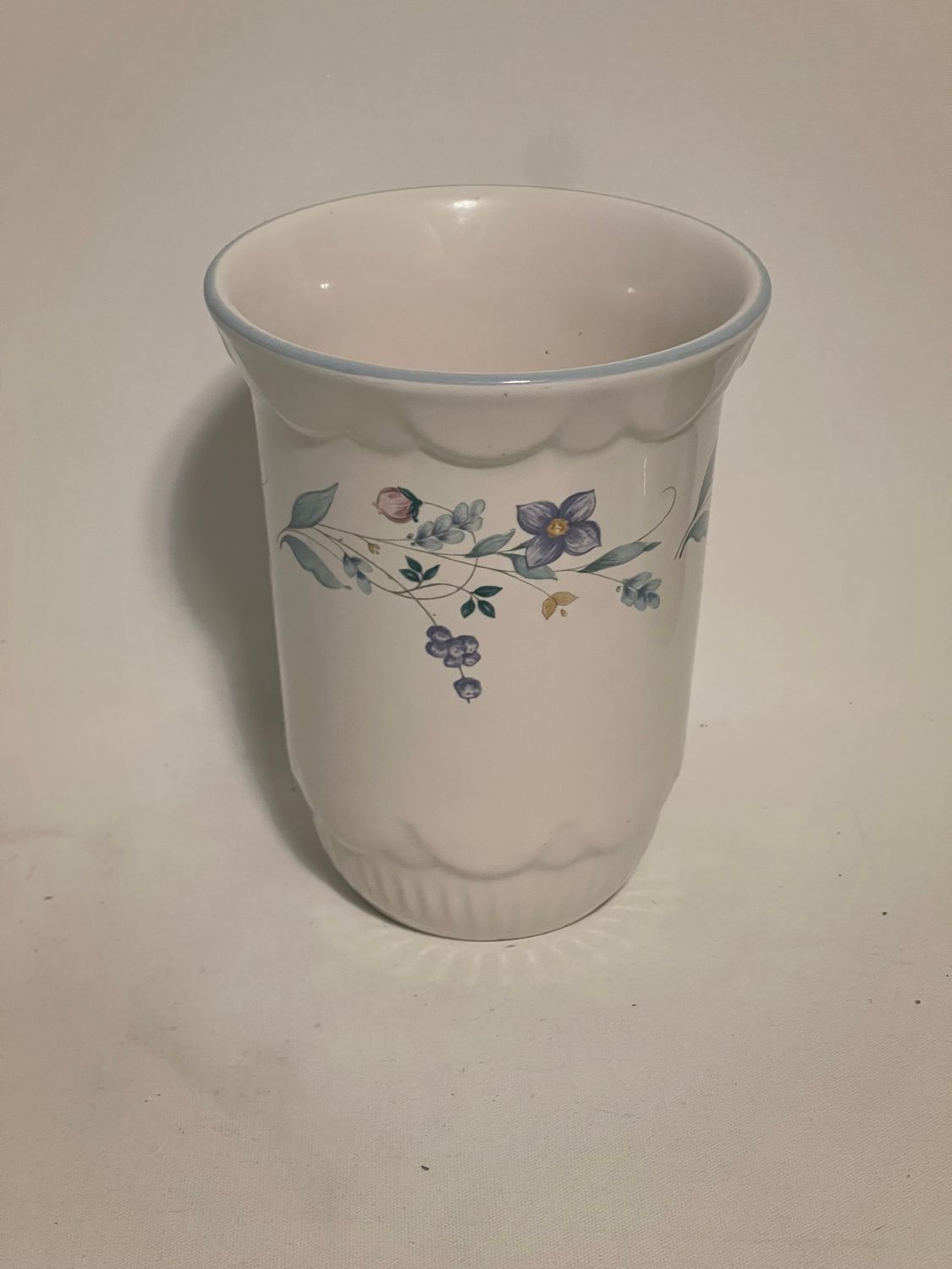 APRIL UTENSIL HOLDER 6.25"