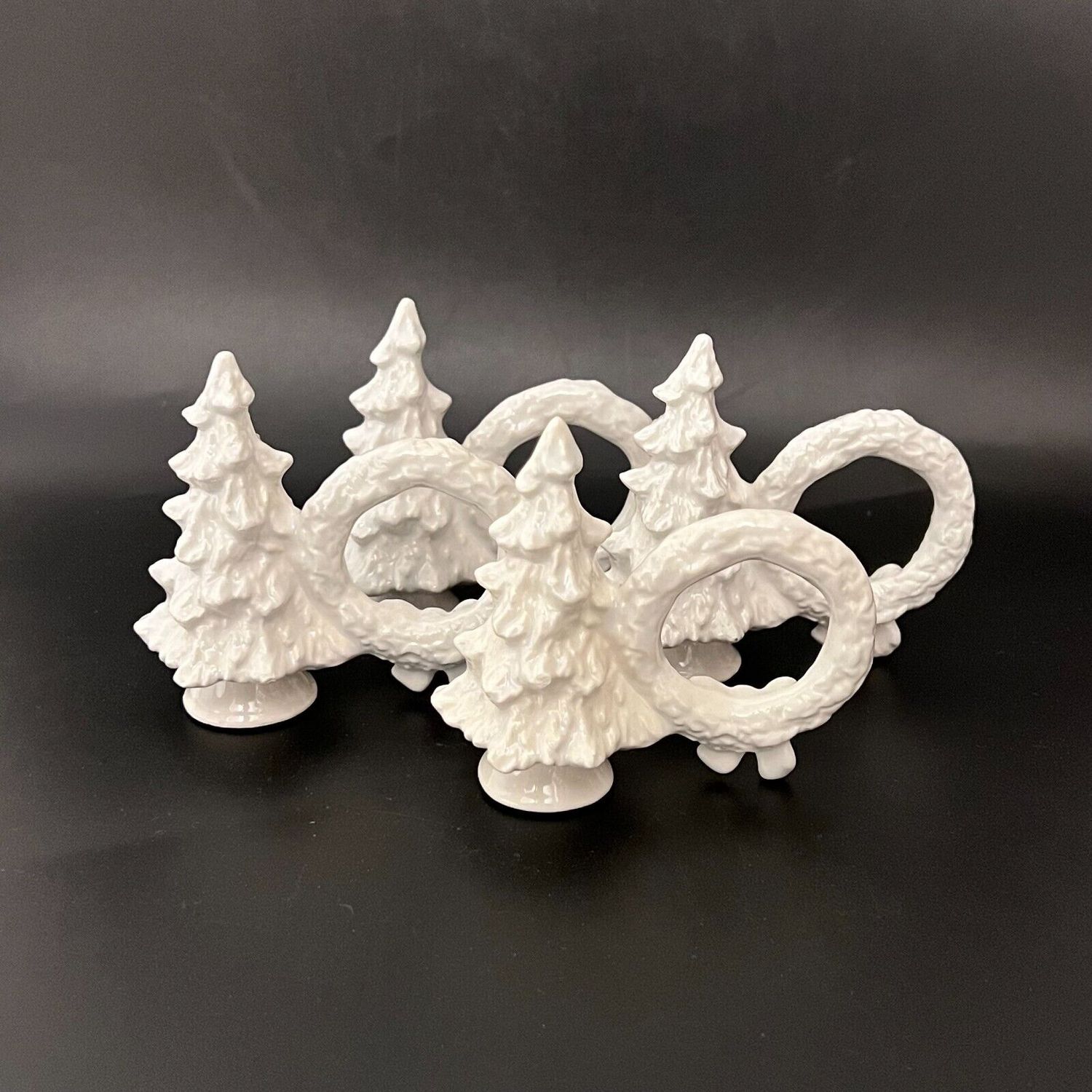 CHRISTMAS TREE NAPKIN RING SET OF 4