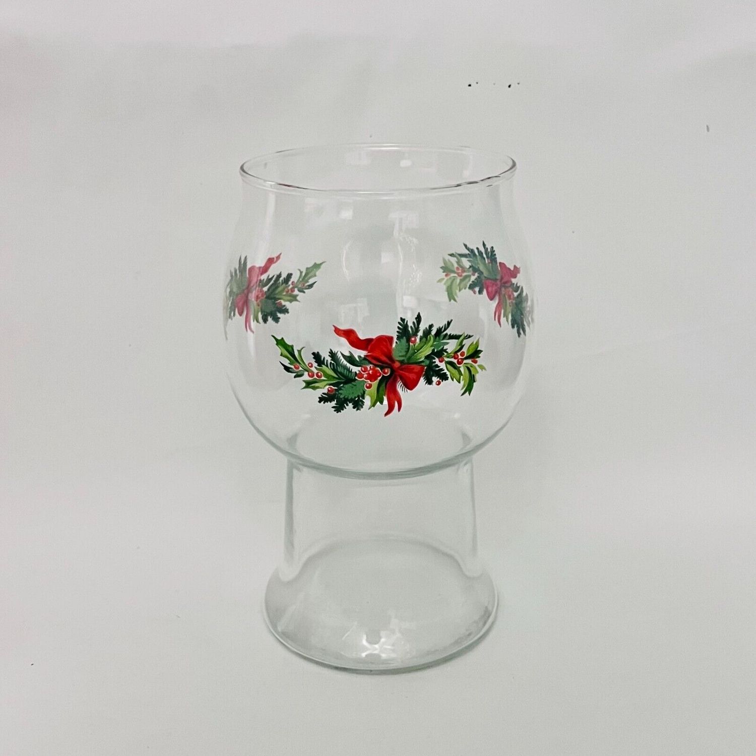 CHRISTMAS HERITAGE FLOATING CANDLE HOLDER