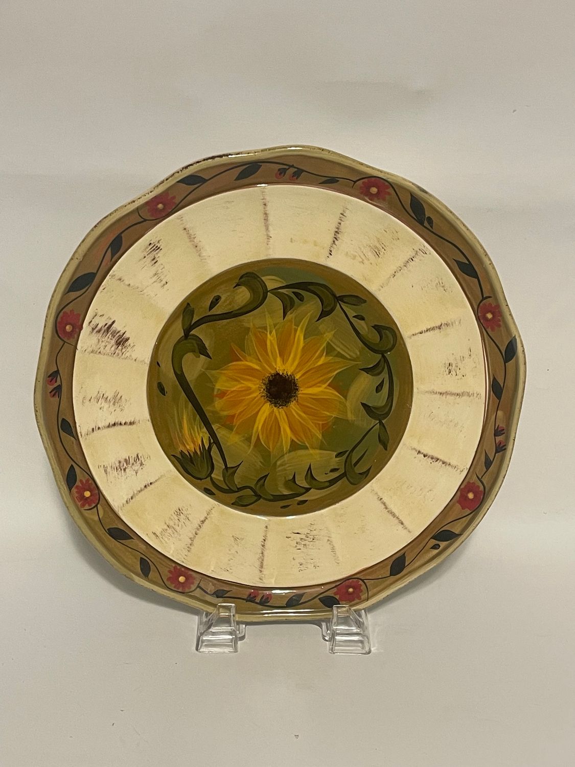 SUNFLOWER SCALLOPED EDGE 11 1/2" DINNER PLATE