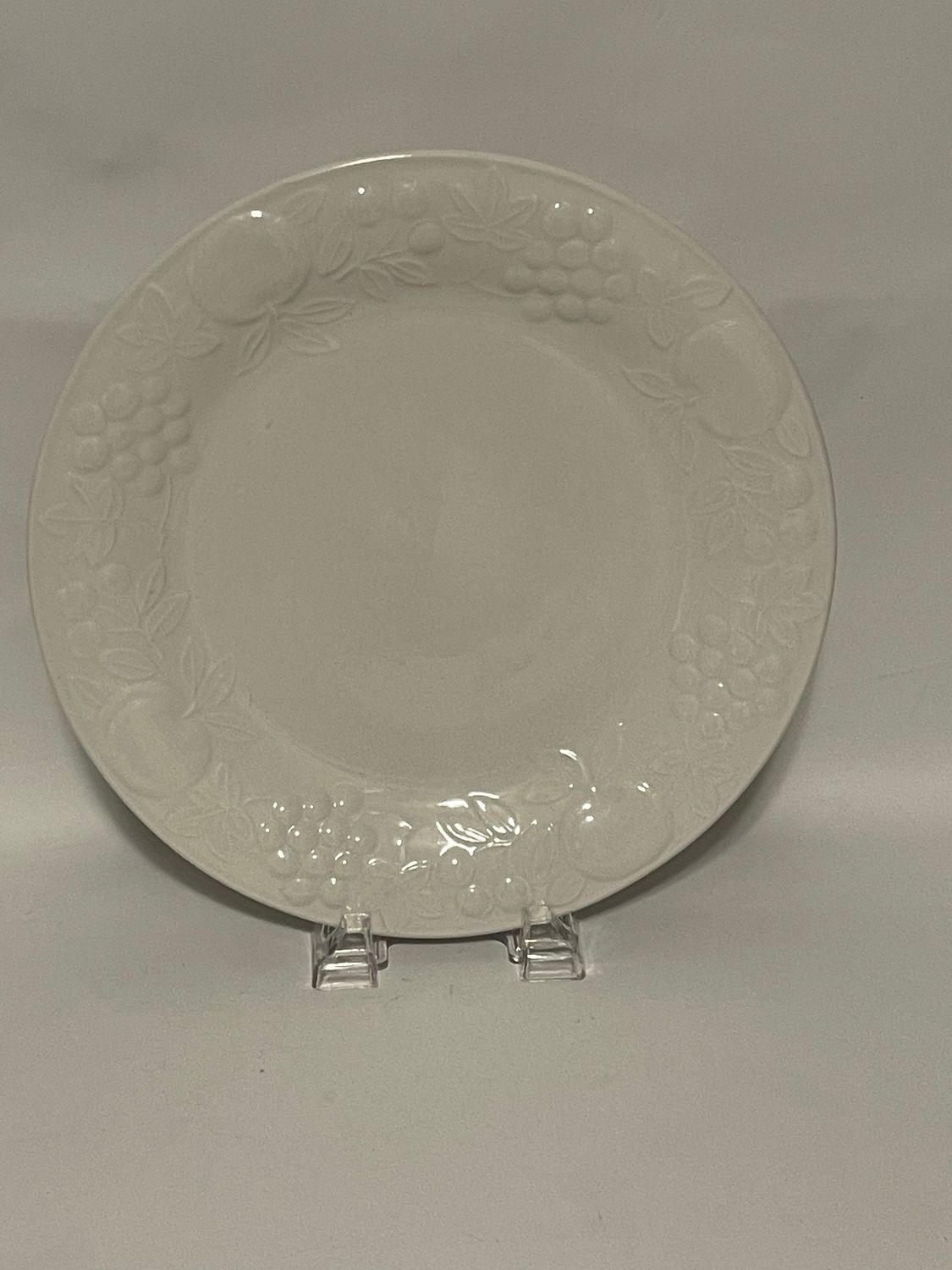 FLOURISH CHOPPED PLATE 12 1/8"