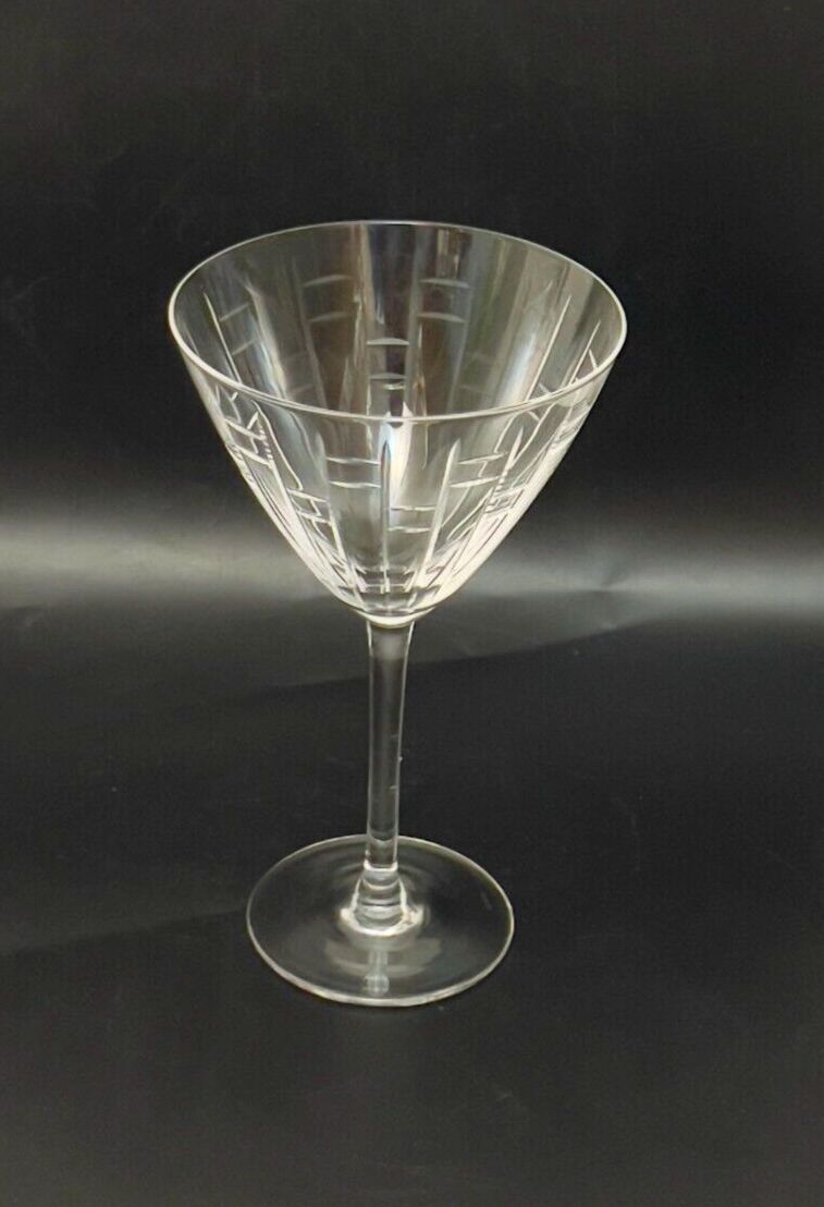 STACCATO MARTINI GLASS 7 3/8&quot;