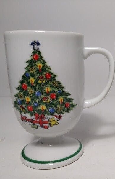 HOLIDAY MAGIC IRISH MUG 4 7/8"