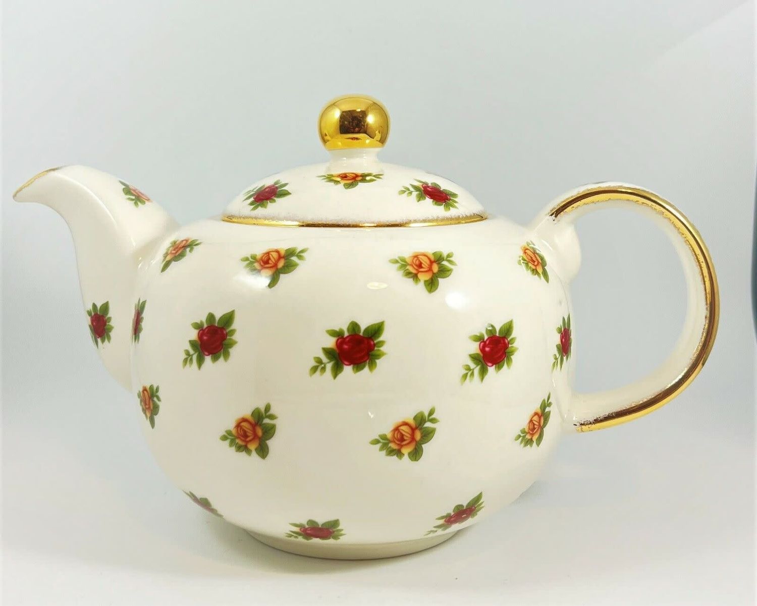 OLD COUNTRY ROSES CLASSIC ll TEAPOT