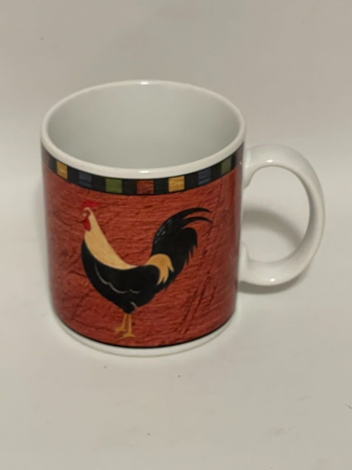 COUNTRY QUARTET MUG 3 3/4" RED