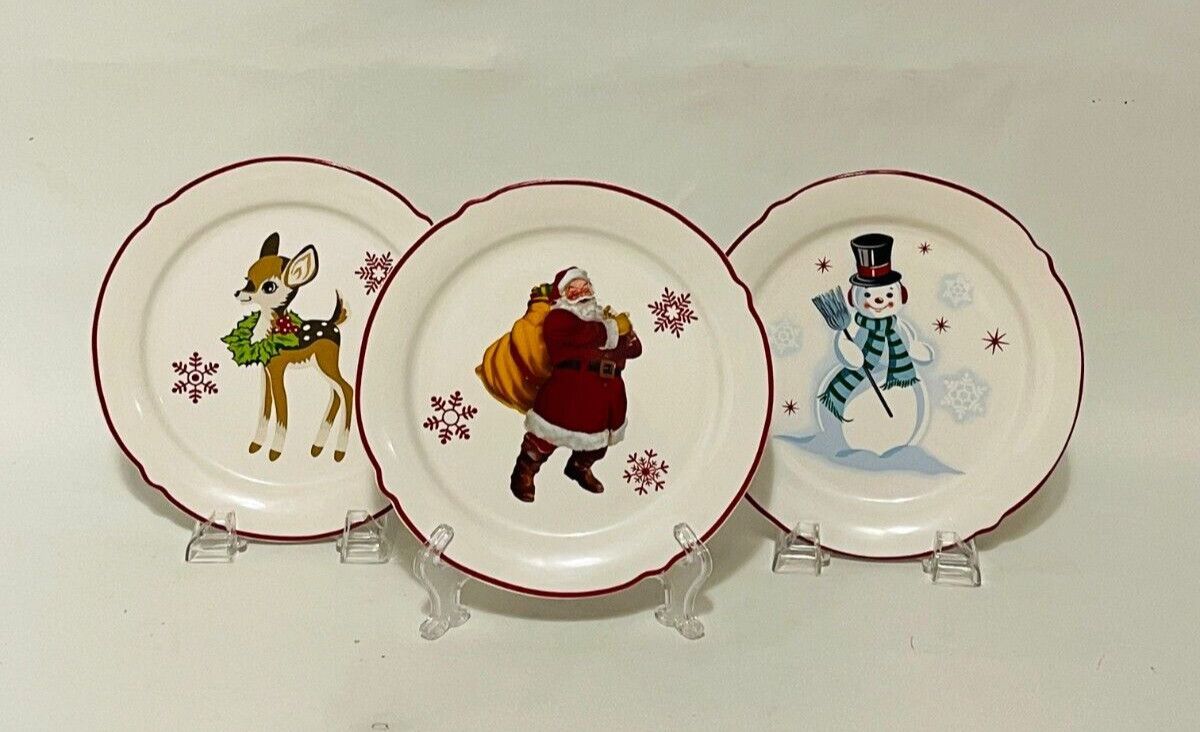 HOLIDAY TIME SALAD PLATES 8' SET OF 3