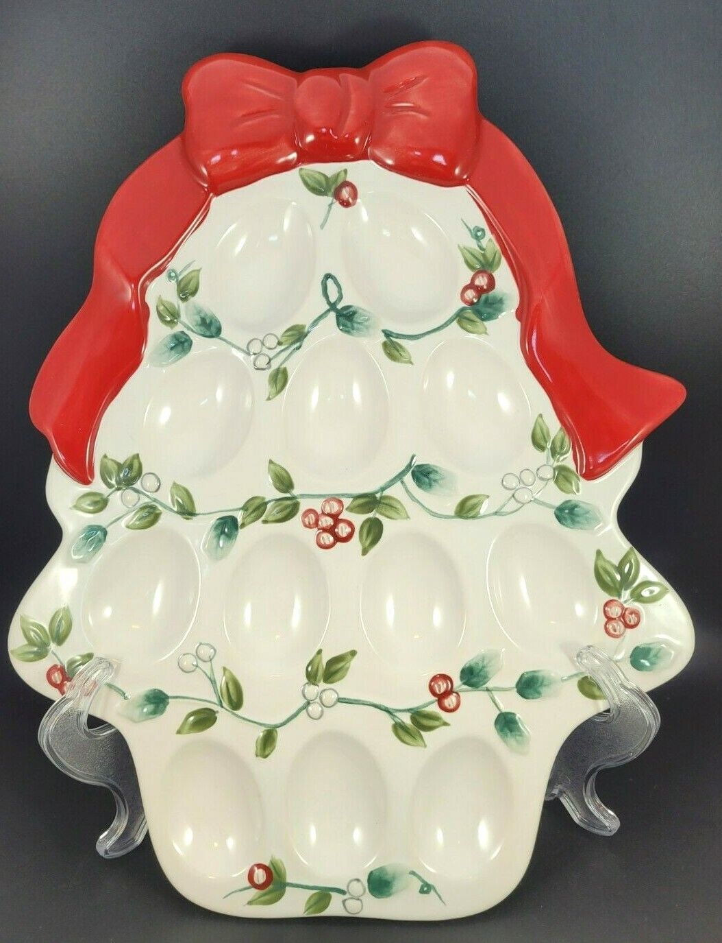 WINTERBERRY DEVILED EGG TRAY