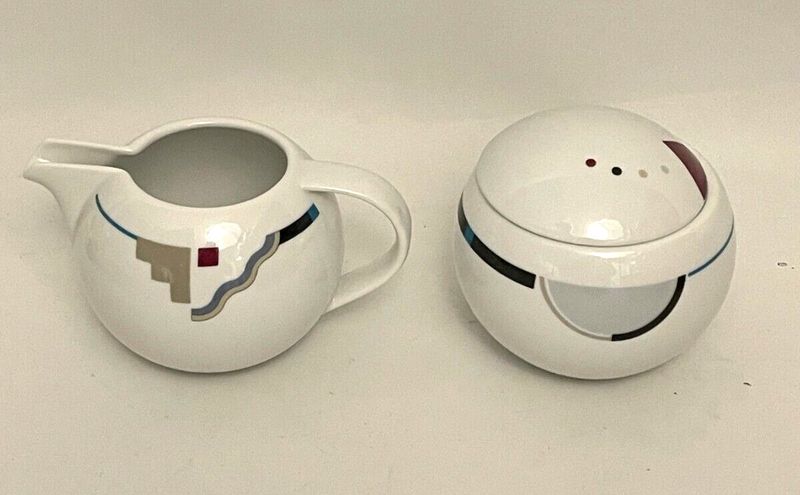 ATTITUDES CREAMER AND SUGAR BOWL SET 3 1/2"