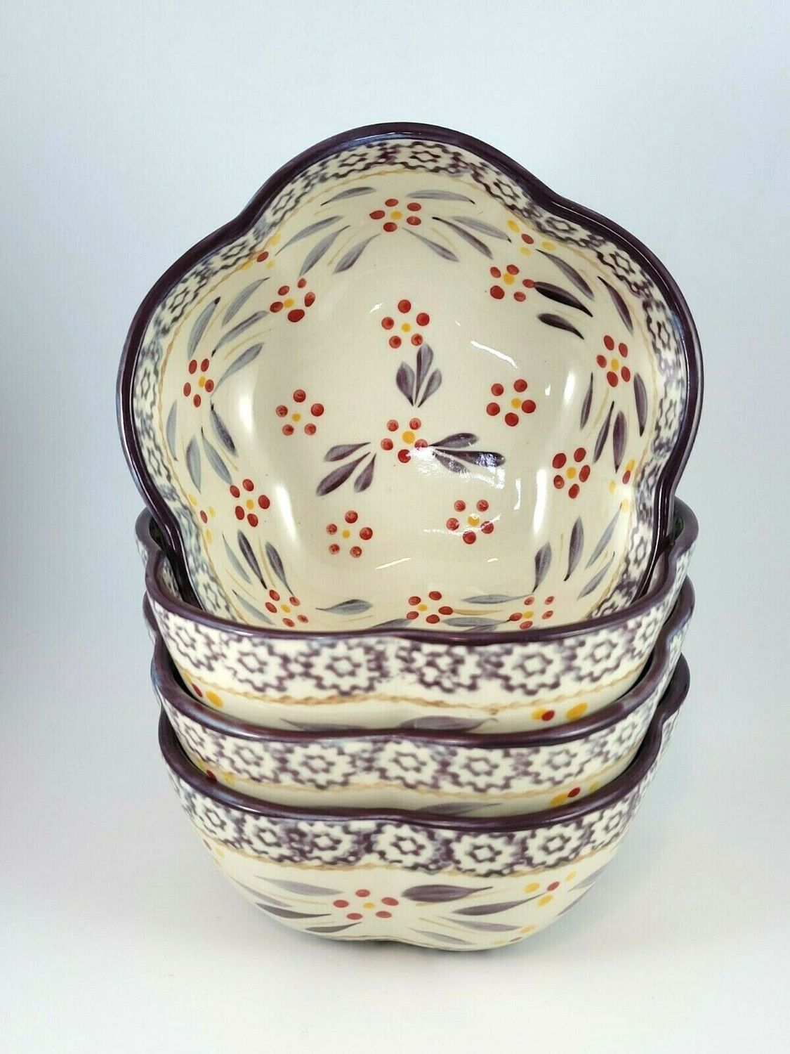 OLD WORLD EGGPLANT BOWL SCALLOPED 6 x 2 1/2"