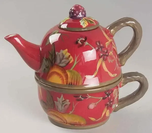 OCTAVIA HILL TEAPOT &amp; CUP 5&quot;