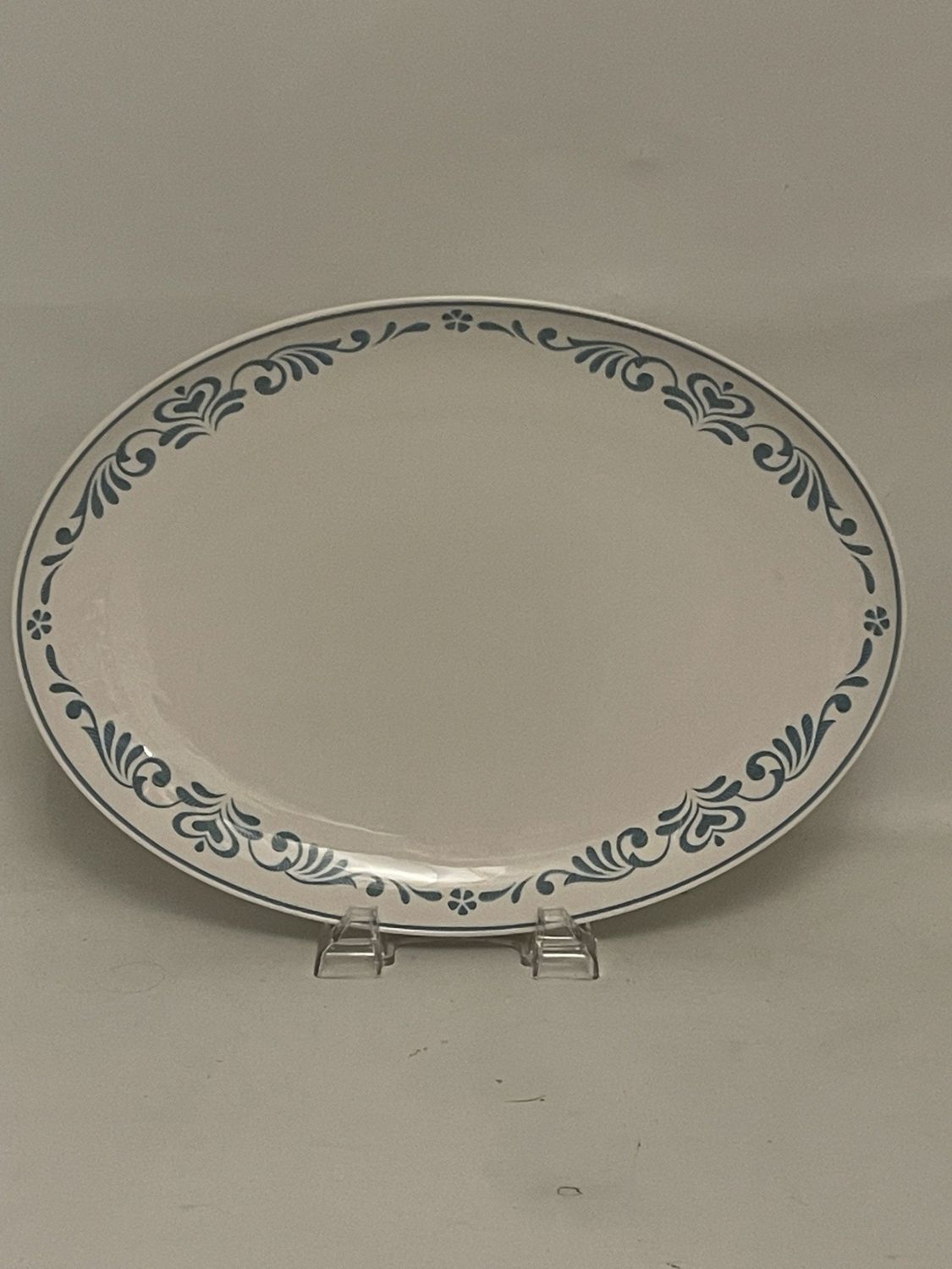 BLUE FANCY OVAL PLATTER  13 1/8"