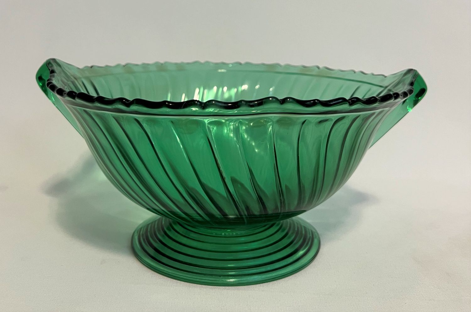 SWIRL GREEN FOOTED BOWL 10"