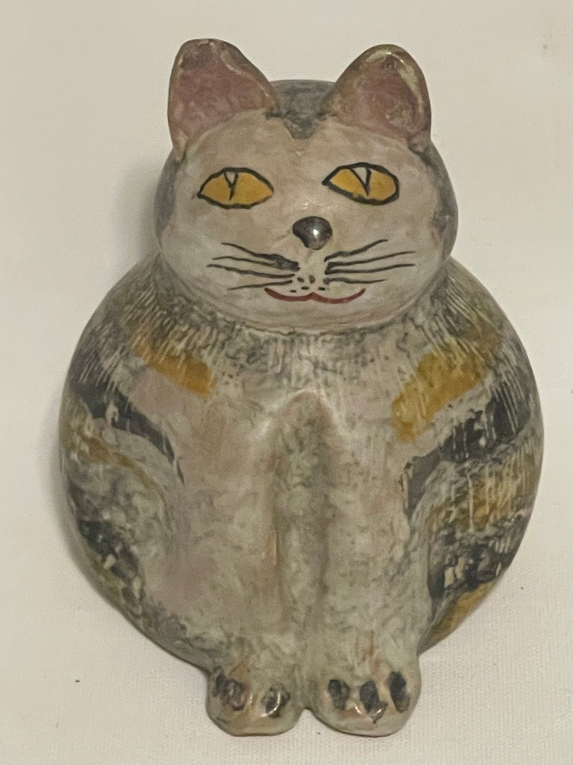 VINTAGE ITALIAN CLAY CAT, HAND PAINTED 4" TALL