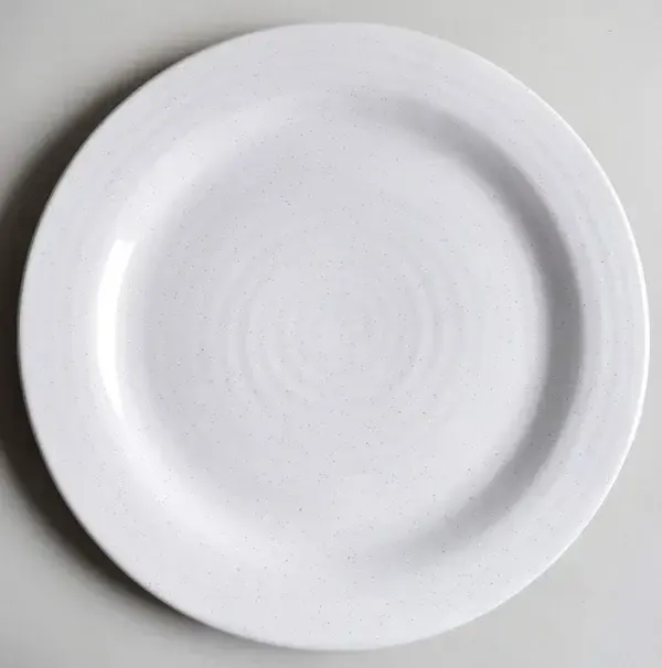FARMSTEAD WHITE DINNER PLATE 10 1/2"