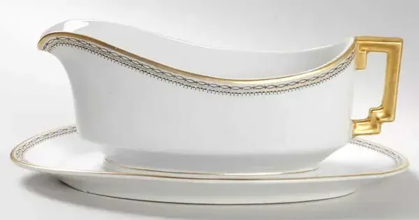 CLARIDGE GRAVY BOAT/ATTACHED UNDERPLATE